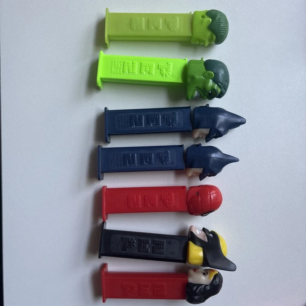 Spider-Man /2 Hulks/ 2 Batman /Wolverine/Wonder Women
